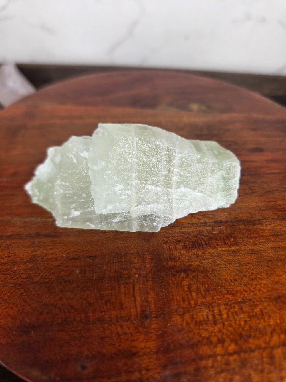 Green calcite Uv Reactive c